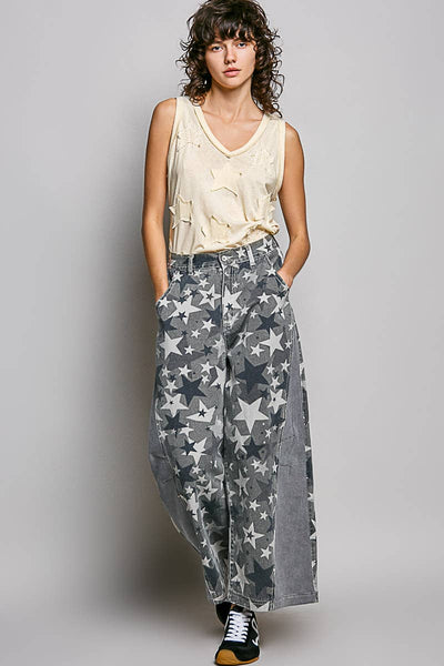 V-neck Sleeveless Front Star Patches Solid Basic Top SALE: NAVY / S