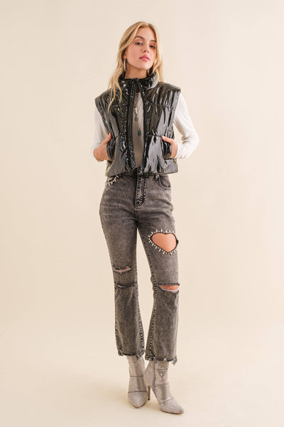 22656J - Gloss Shiny PU Quilted Puffer Zip Up Crop Vest: BLACK / L