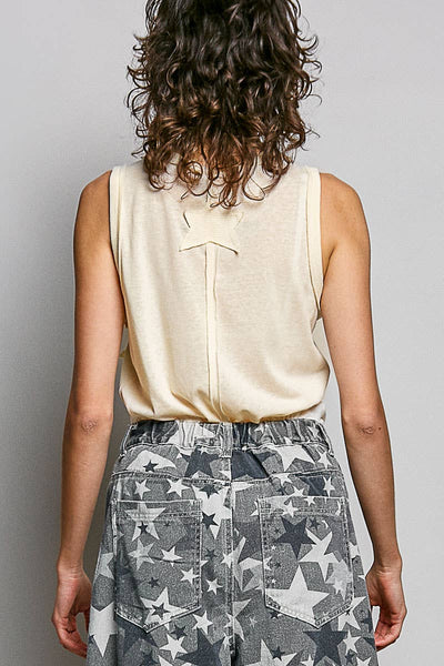 V-neck Sleeveless Front Star Patches Solid Basic Top SALE: NAVY / S